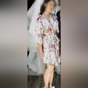 3 Floral Pink and White Silk Dressing Gowns Robes